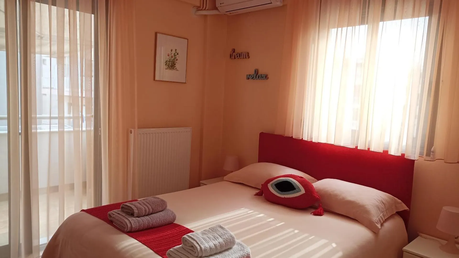 Seafront Family Apartment & Free Parking, The Cruiseflat 테살로니키 그리스