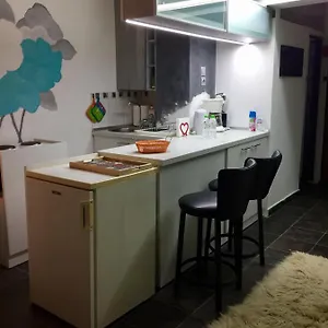 Esther Apartment